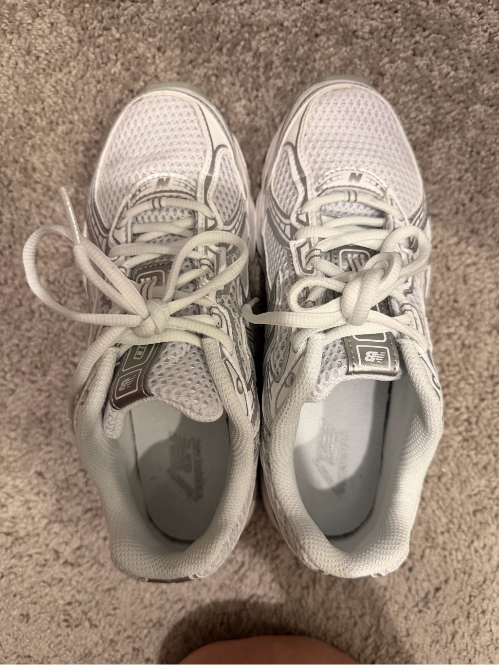 New Balance 740 Sneakers